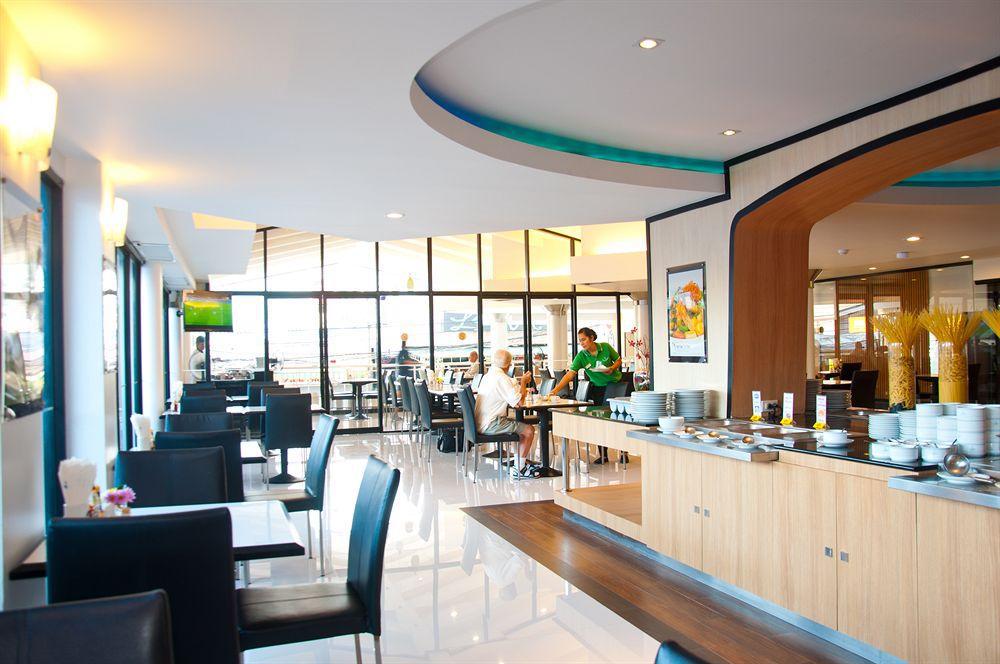 Flipper Lodge Hotel - Sha Extra Plus Pattaya Dış mekan fotoğraf