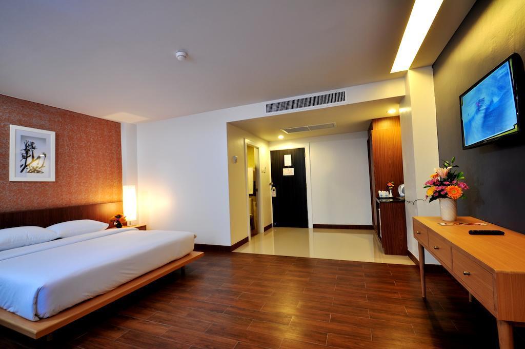 Flipper Lodge Hotel - Sha Extra Plus Pattaya Dış mekan fotoğraf