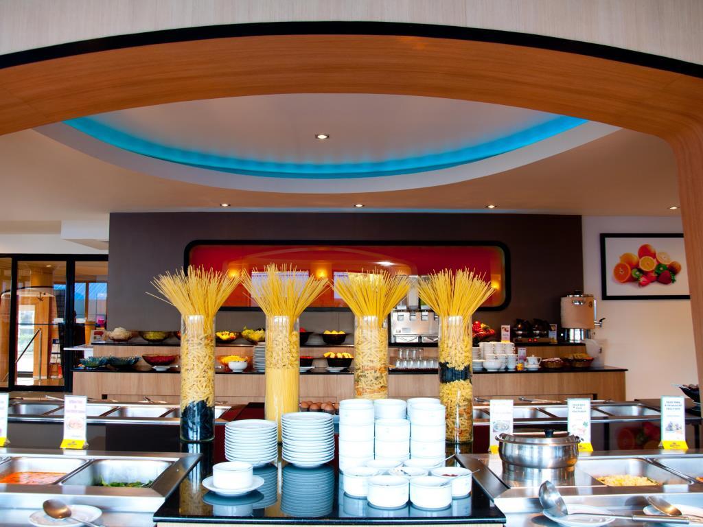 Flipper Lodge Hotel - Sha Extra Plus Pattaya Dış mekan fotoğraf