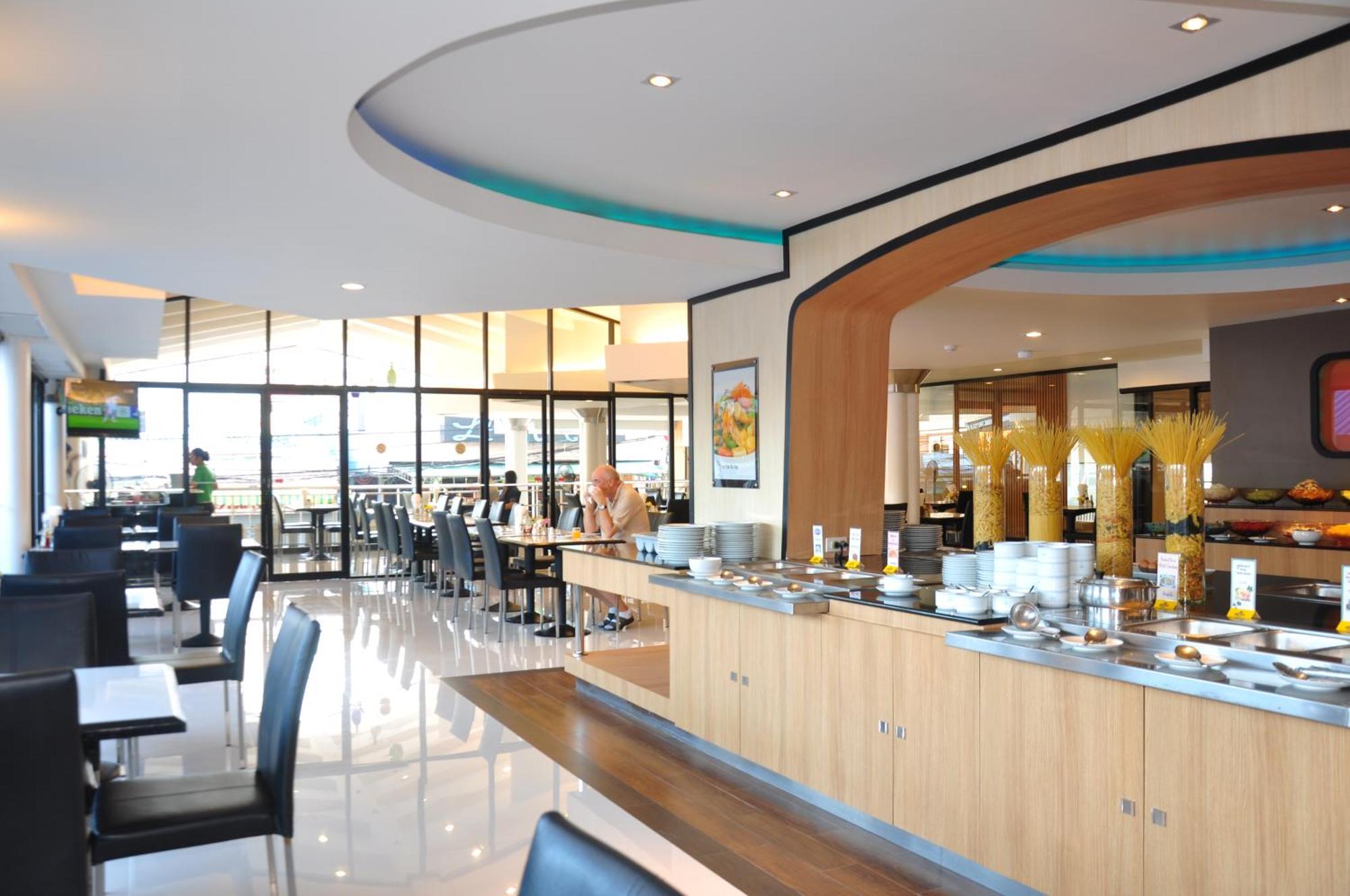 Flipper Lodge Hotel - Sha Extra Plus Pattaya Dış mekan fotoğraf