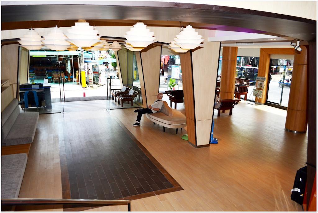 Flipper Lodge Hotel - Sha Extra Plus Pattaya Dış mekan fotoğraf