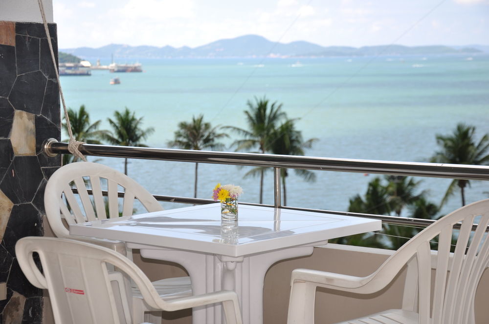 Flipper Lodge Hotel - Sha Extra Plus Pattaya Dış mekan fotoğraf