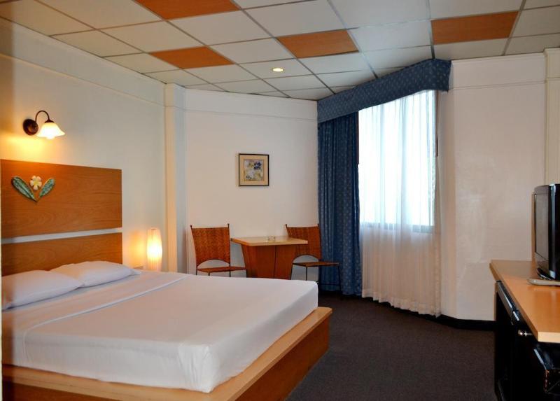Flipper Lodge Hotel - Sha Extra Plus Pattaya Dış mekan fotoğraf