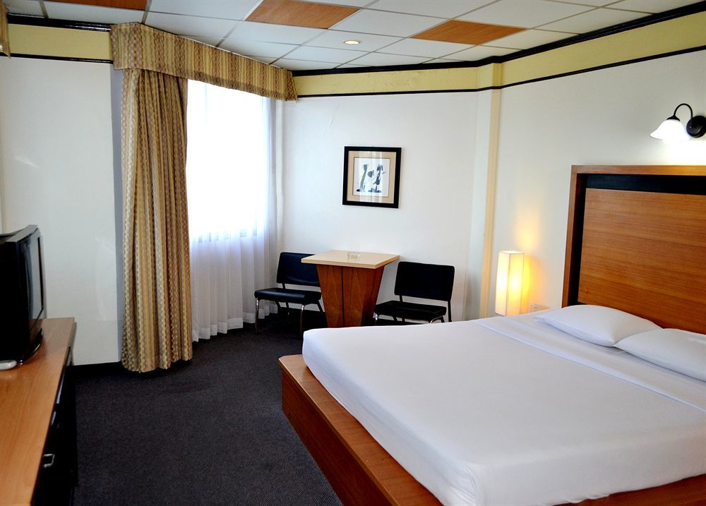 Flipper Lodge Hotel - Sha Extra Plus Pattaya Dış mekan fotoğraf