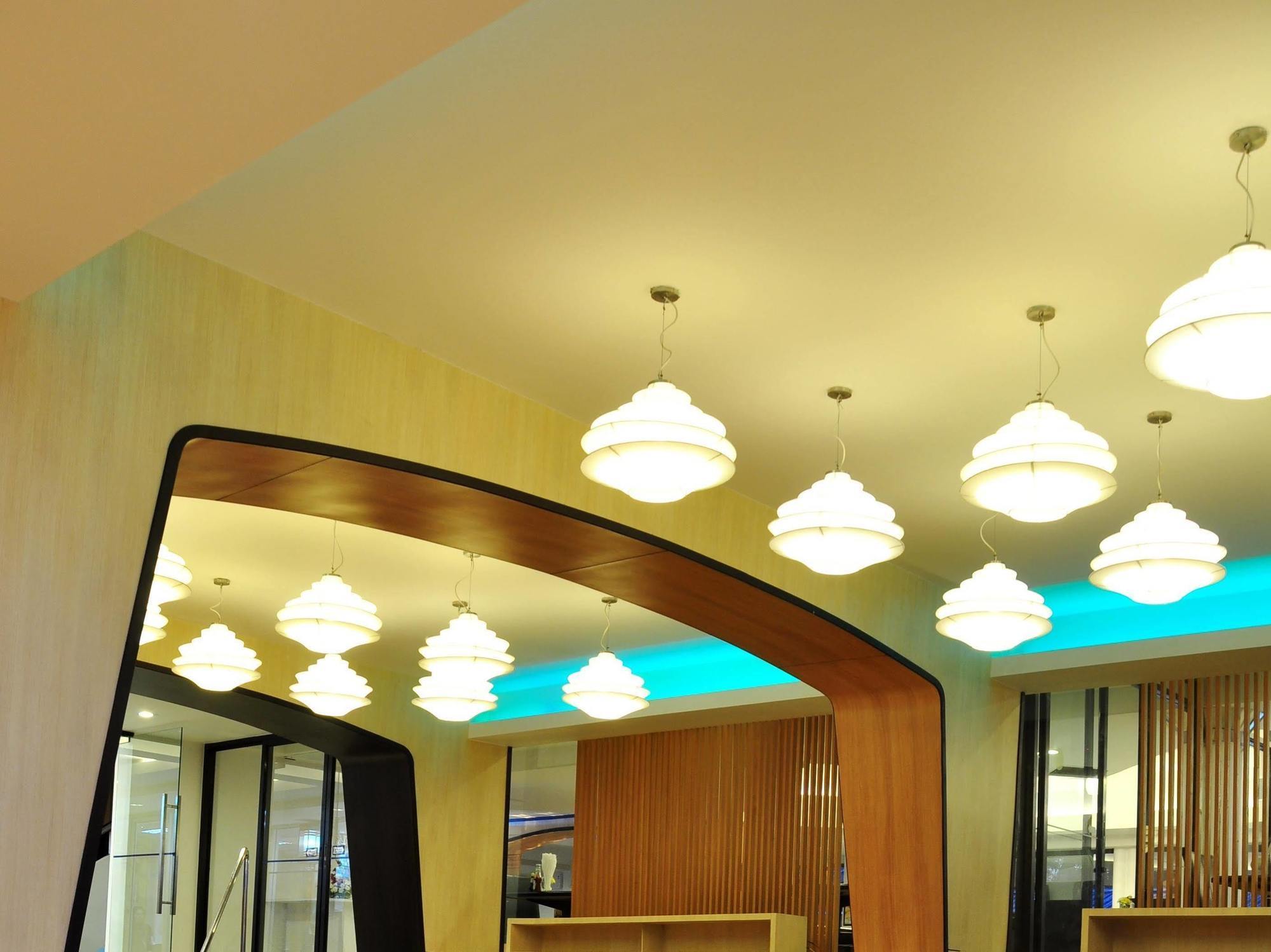 Flipper Lodge Hotel - Sha Extra Plus Pattaya Dış mekan fotoğraf